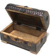 Eskitme Ahşap  Metal Süslemeli Sandık 19x11x11 cm.