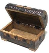 Eskitme Ahşap  Metal Süslemeli Sandık 19x11x11 cm.