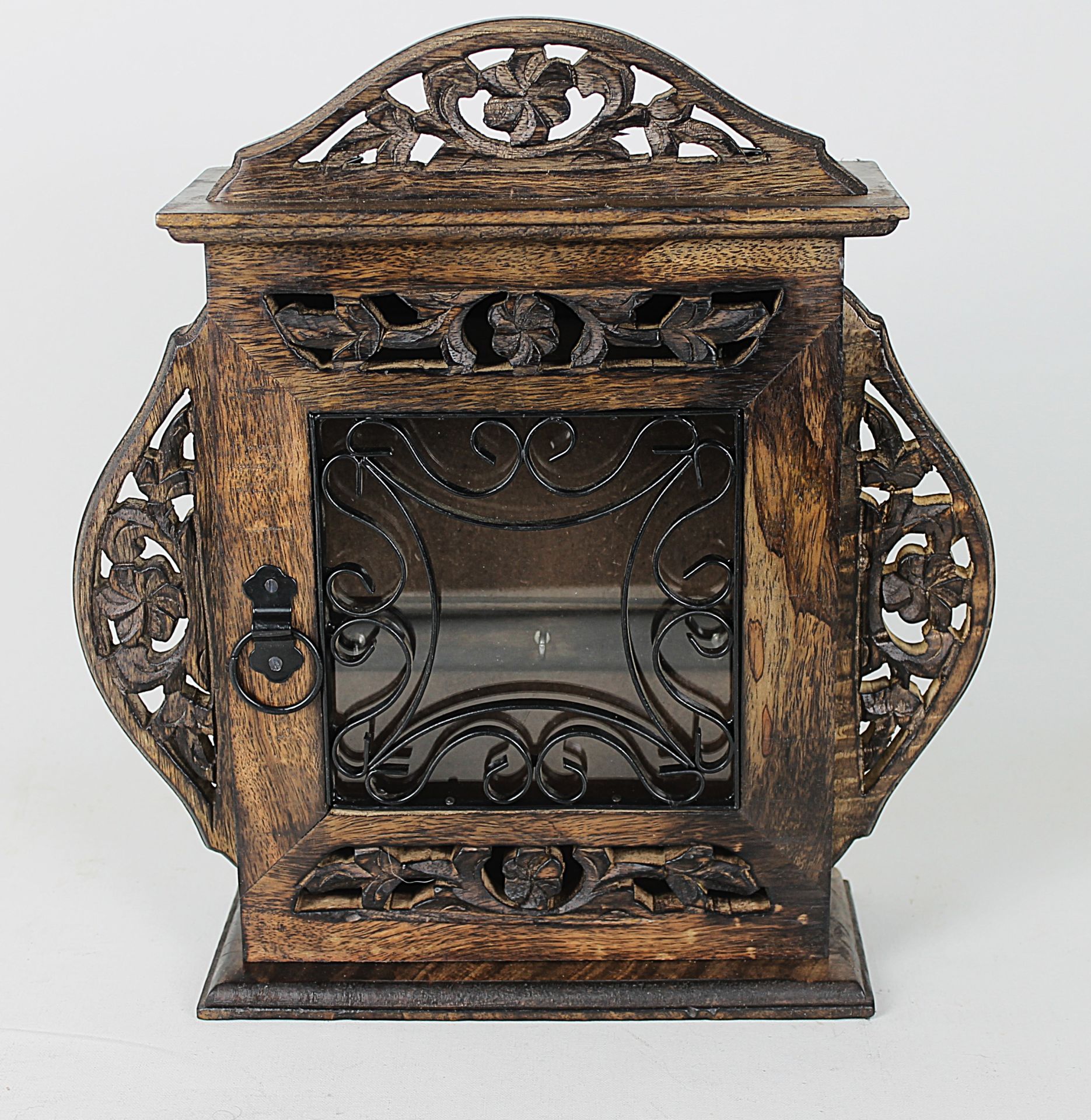 Eskitme Ahşap  Anahtar Dolabı K015