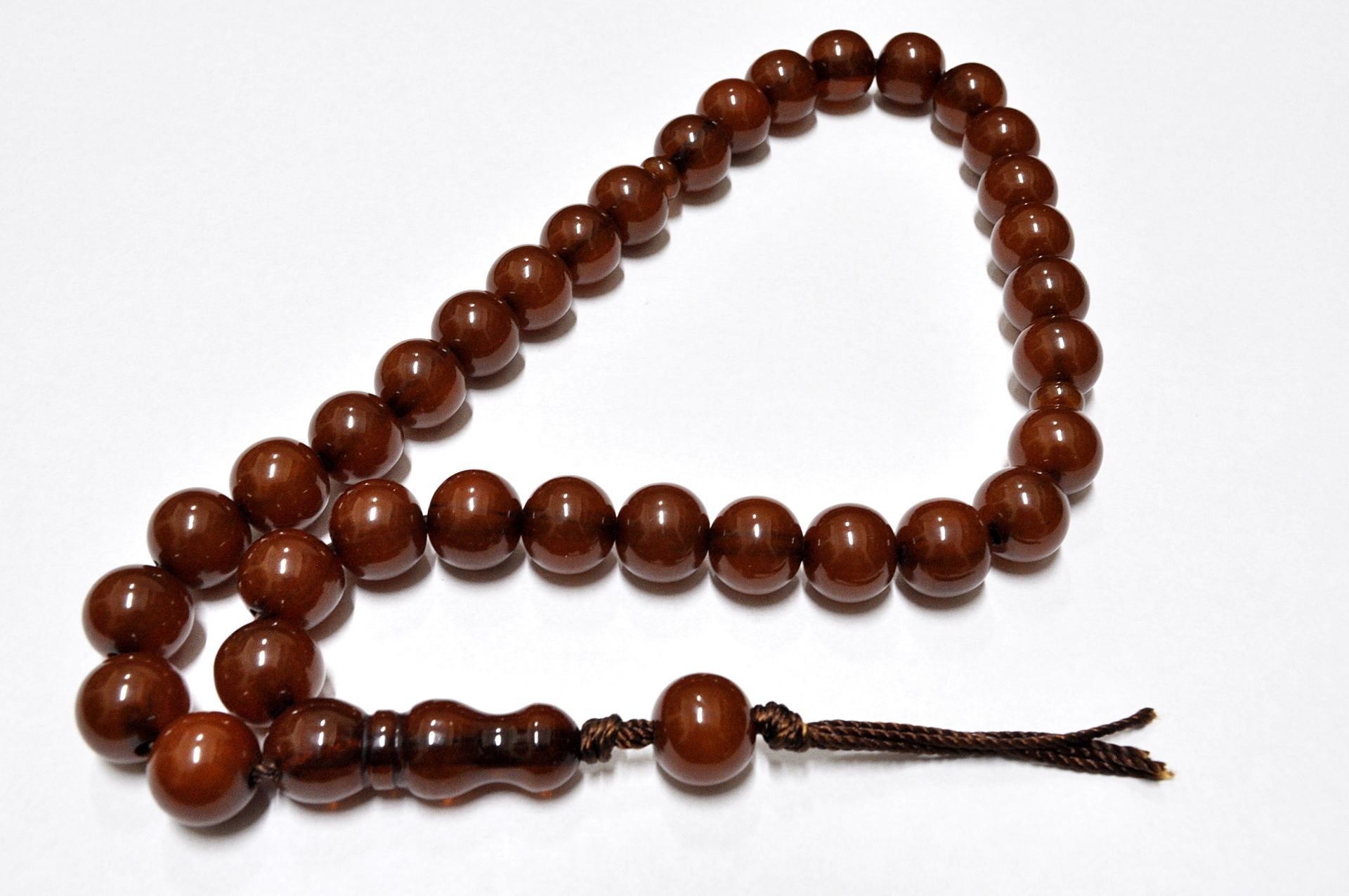 Sıkma Kehribar Tesbih Basık Küre Kesim 12*13 mm (khr-13033)