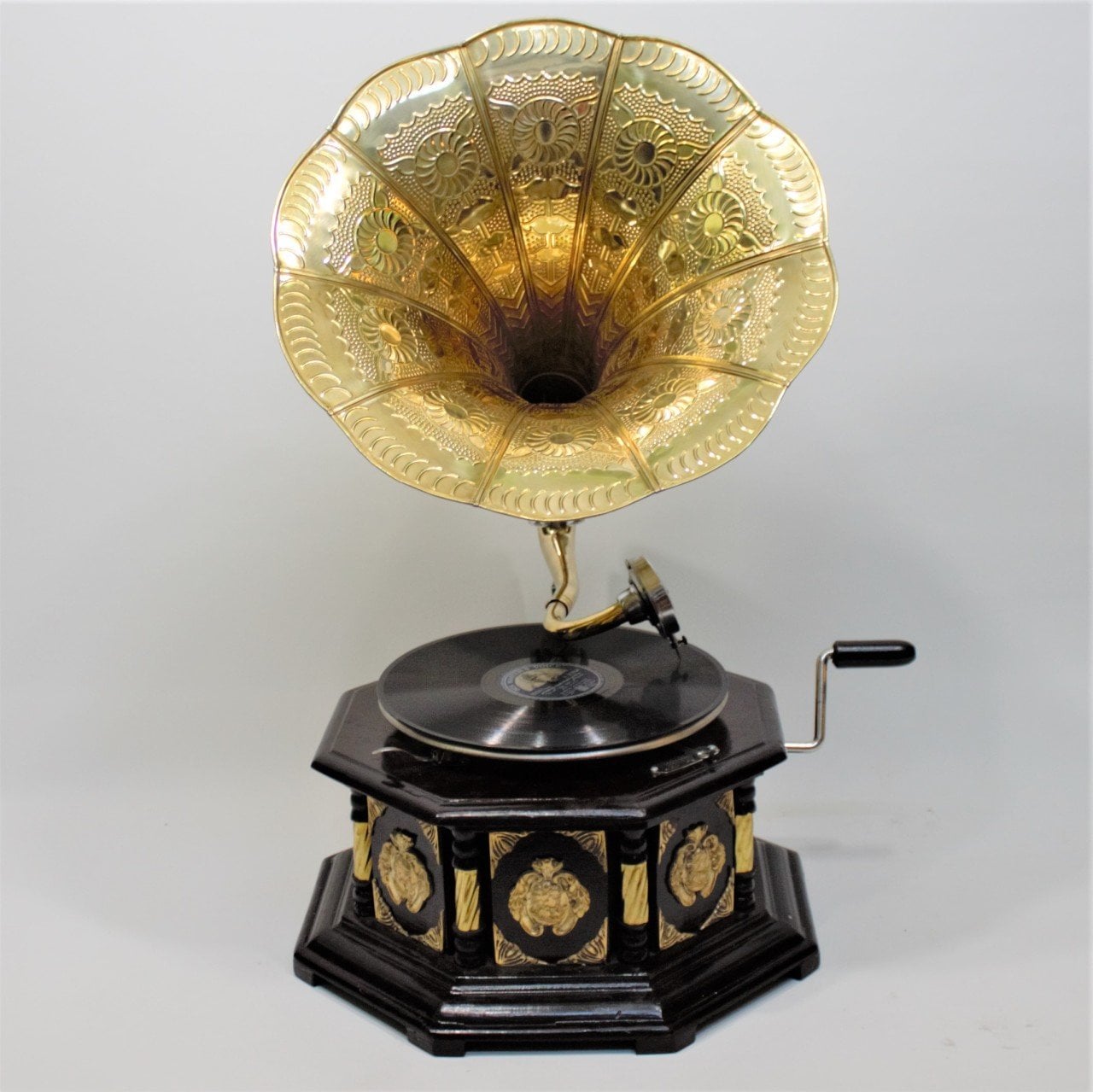 Gramofon Sekizgen Bronz Rozetli 5230
