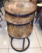 Eskitme Ahşap Ferforje Oymalı Yuvarlak Sehpa 3'lü Set KNA210 68x68x50 cm.