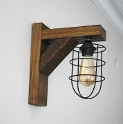 Otantik Çarşı Ahşap Aplik Metal Şapkalı