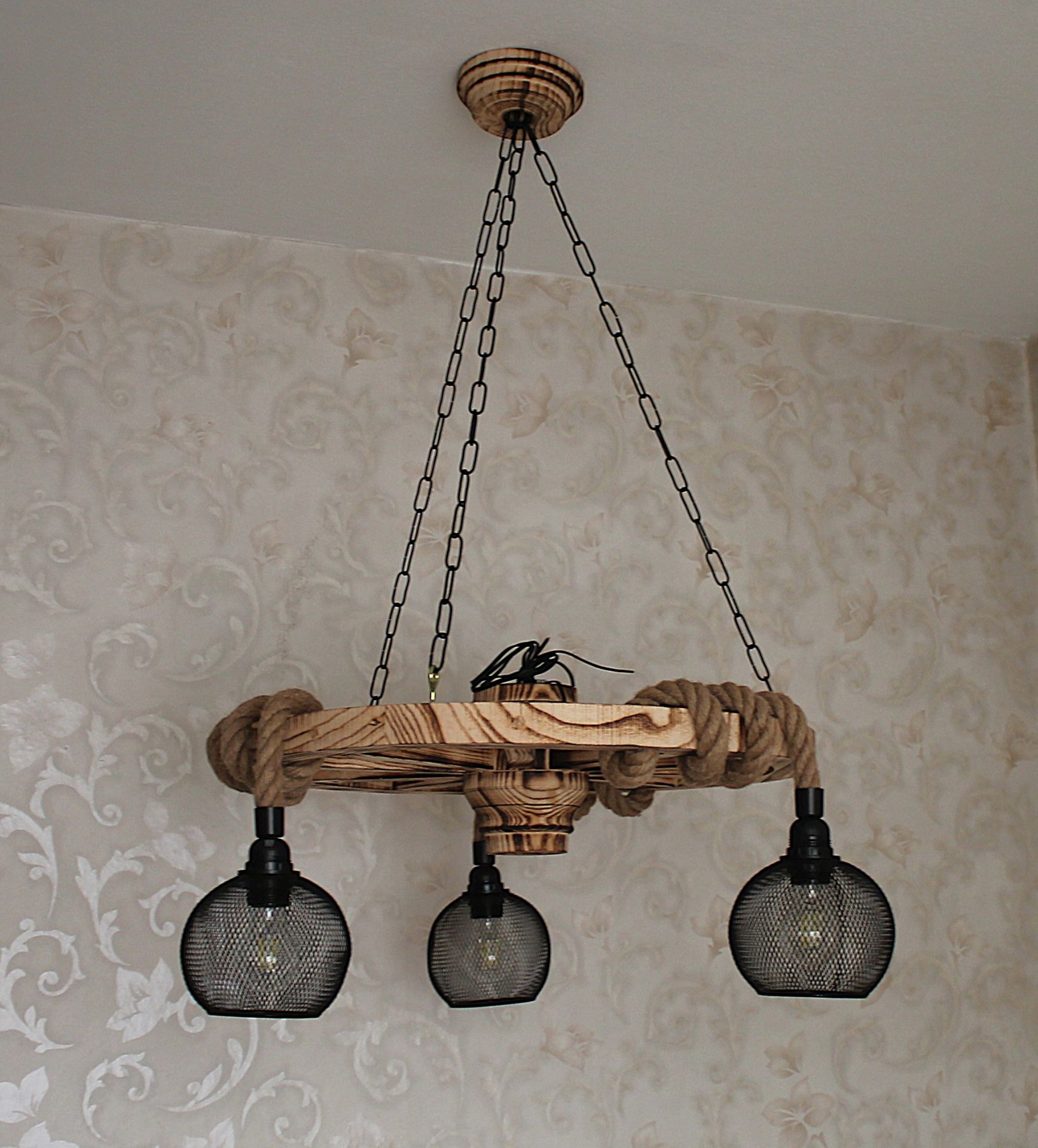 Otantik Çarşı Ahşap Teker Halat Avize 60  cm. 3 Duylu Metal Başlıklı