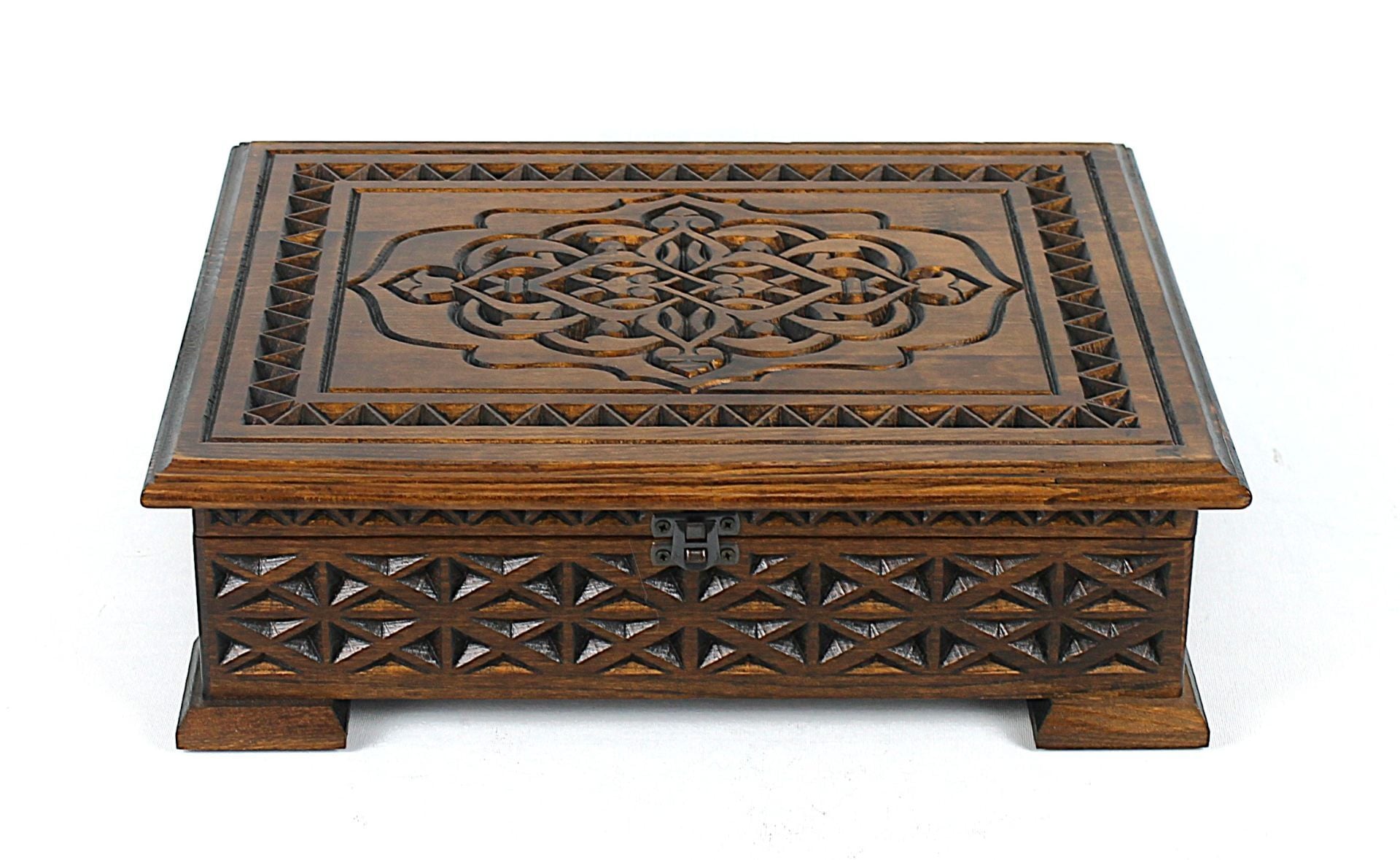 Ahşap Oymalı Takı Kutusu  29x37x12 cm.