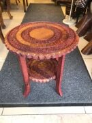 Ahşap Oymalı Pirinç Kakmalı 2 Katlı Sehpa  44x44x47 cm. KNA599