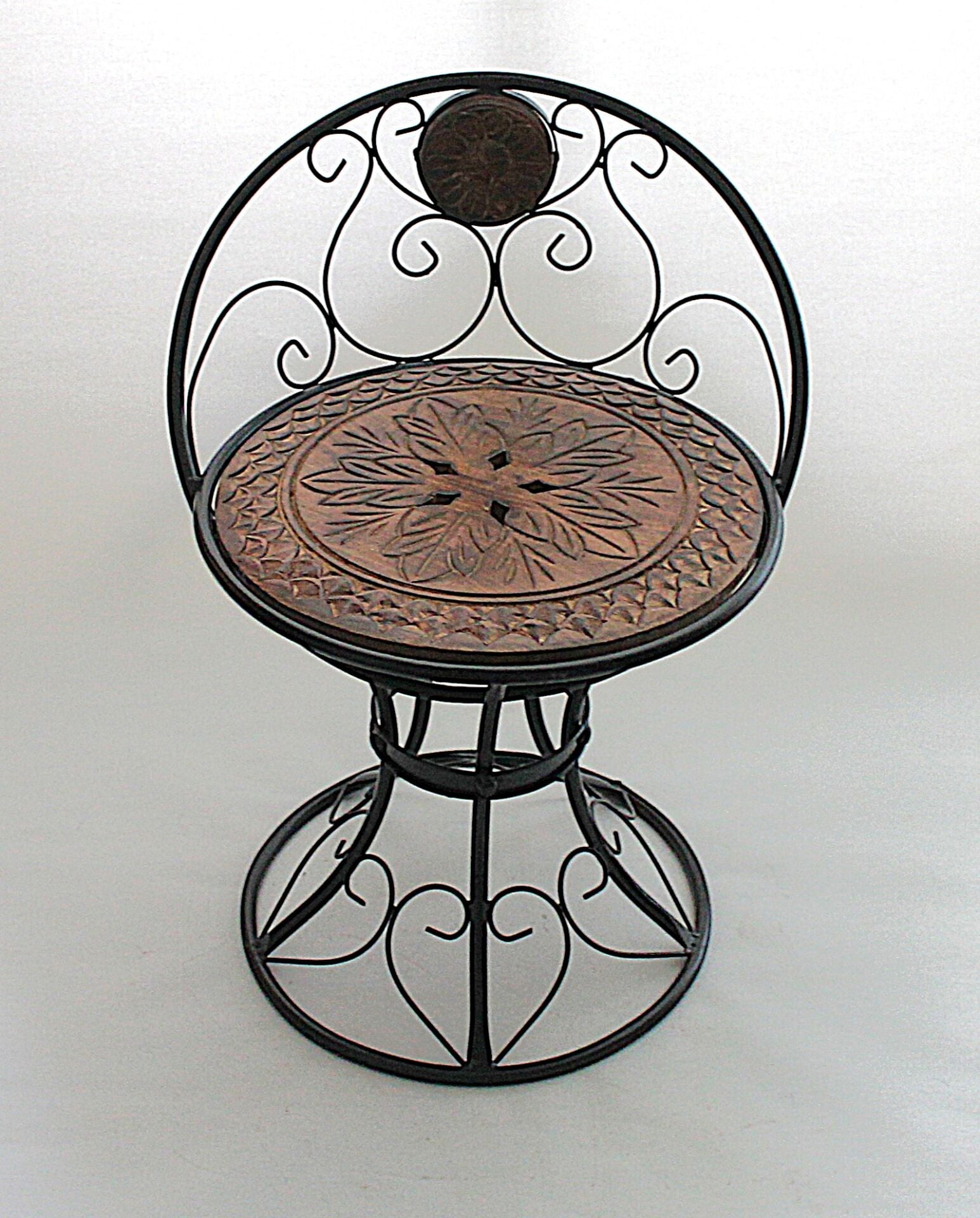 Ahşap Ferforje Oymalı Sandalye Tabure 46x46x59 cm. KNA50-2