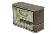 Dekoratif Metal Radyo C1320