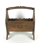 Ahşap Oymalı Eskitme Gazetelik   42x24x48 cm. dir.
