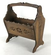 Ahşap Oymalı Eskitme Gazetelik   42x24x48 cm. dir.