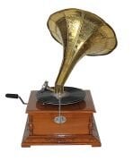 Ahşap Kare  Gramofon